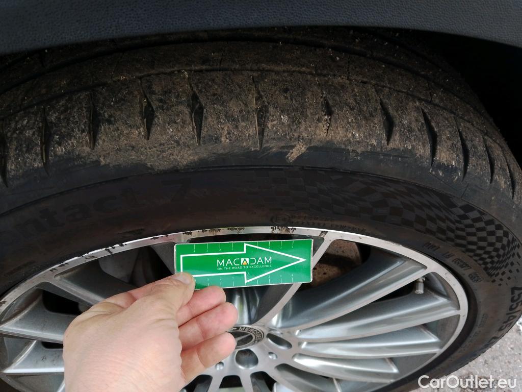  Mercedes  G-Klasee MERCEDES-BENZ GLC Coupé / 2019 / 5P / coupé GLC 300 e 4MATIC #6