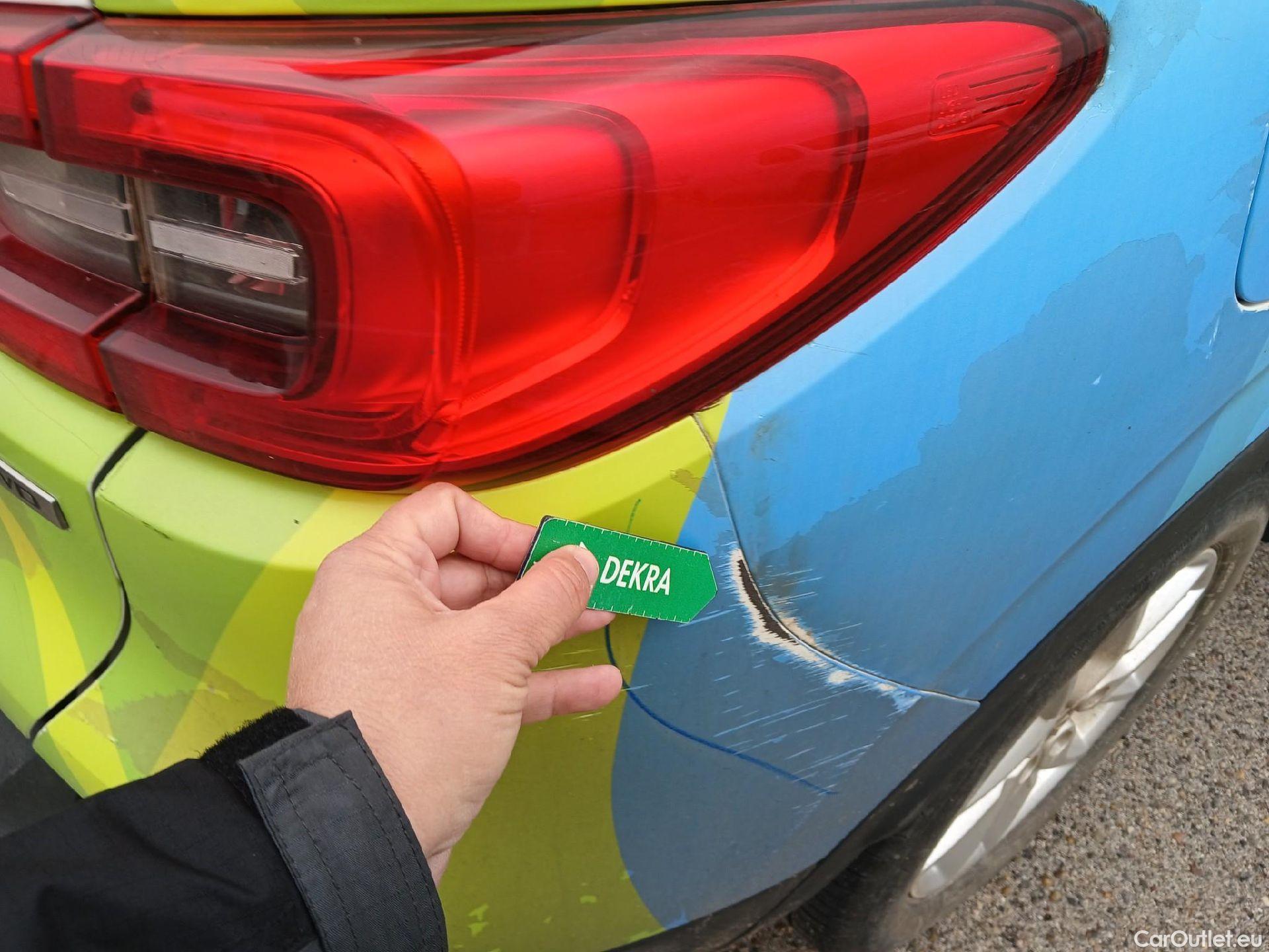  Renault  Kadjar RENAULT  5p 1G berlina con portón Tech Road Energy dCi 96kW (130CV) 4x4 #38