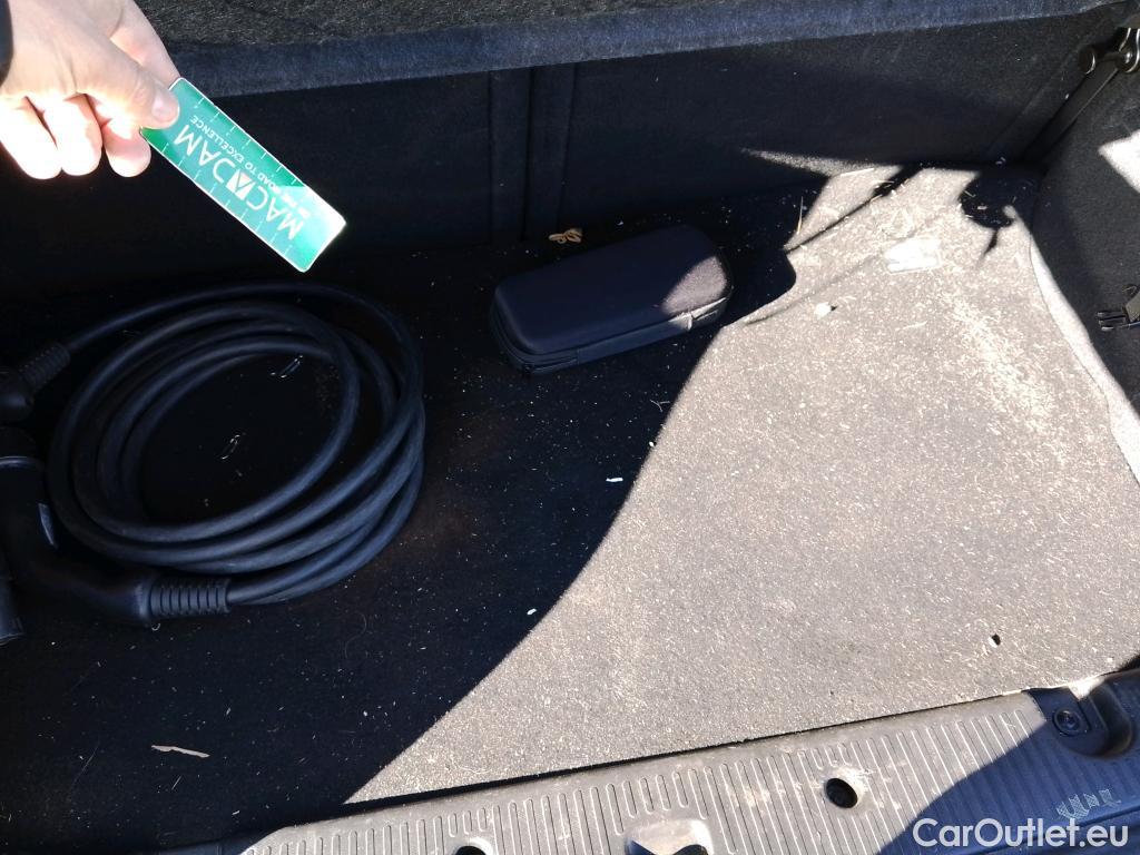  Renault  Twingo RENAULT  / 2019 / 5P / berlina con portón Zen 60 kW R80 batería 20kWh #15