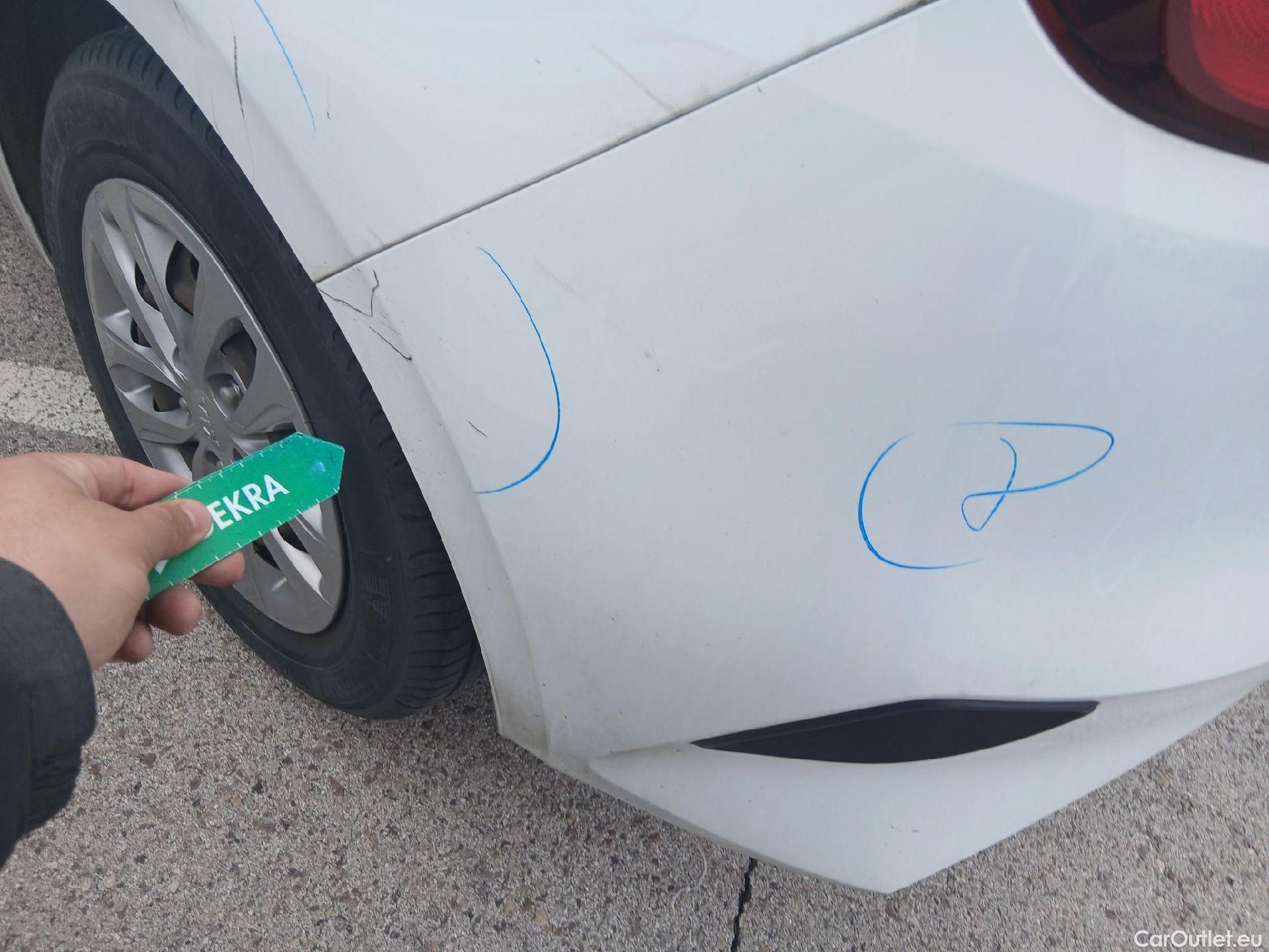  KIA  Cee'd KIA Ceed / 2018 / 5P / berlina con portón 1.0 T-GDi 88kW (120CV) Concept #18