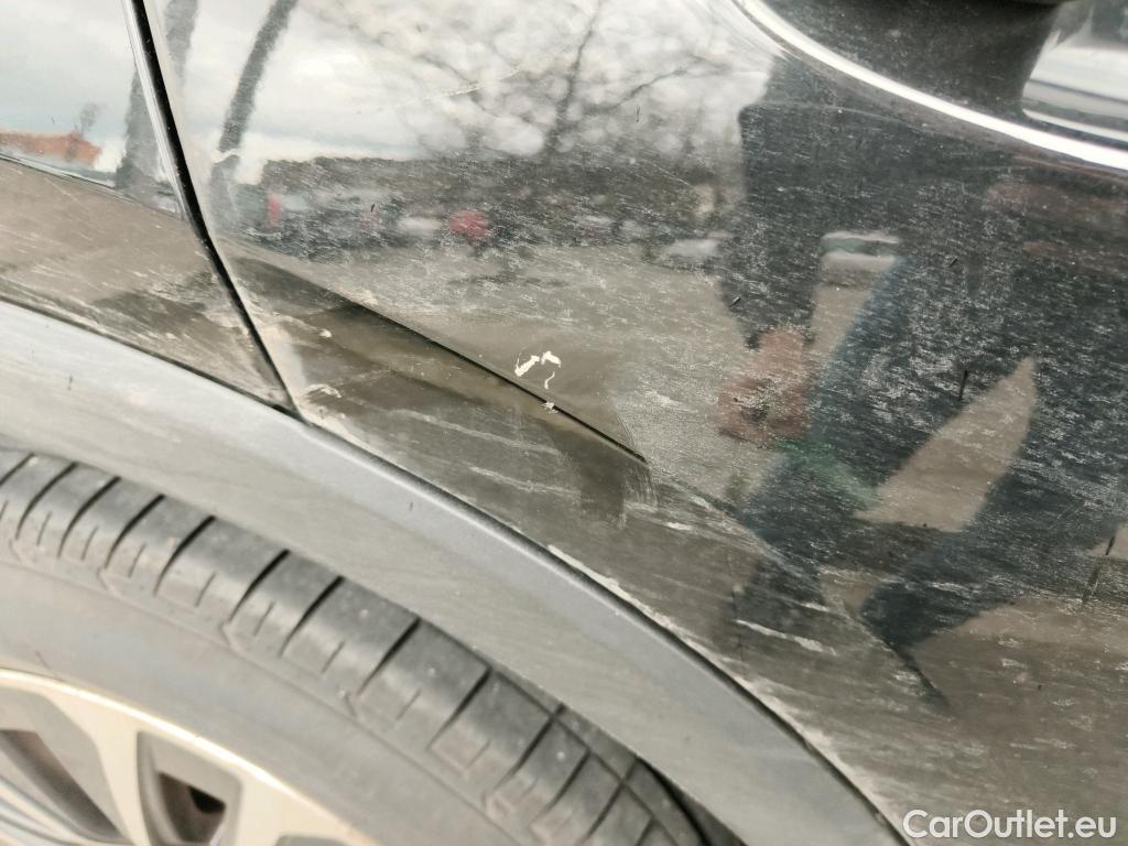  Mercedes  GLC MERCEDES-BENZ  / 2022 / 5P / todoterreno  220 d 4MATIC  #4