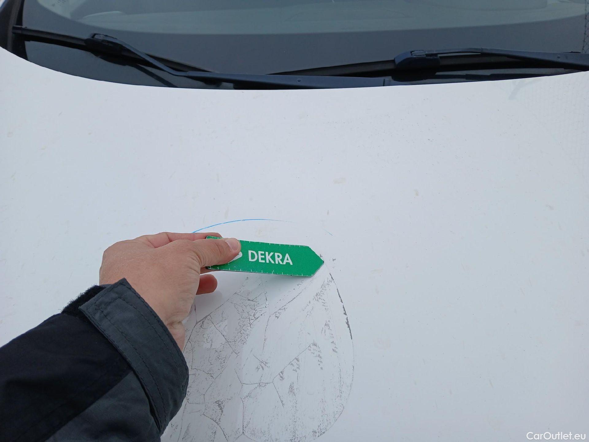  Renault  Kadjar RENAULT  5p 1G berlina con portón Tech Road Energy dCi 96kW (130CV) 4x4 #31