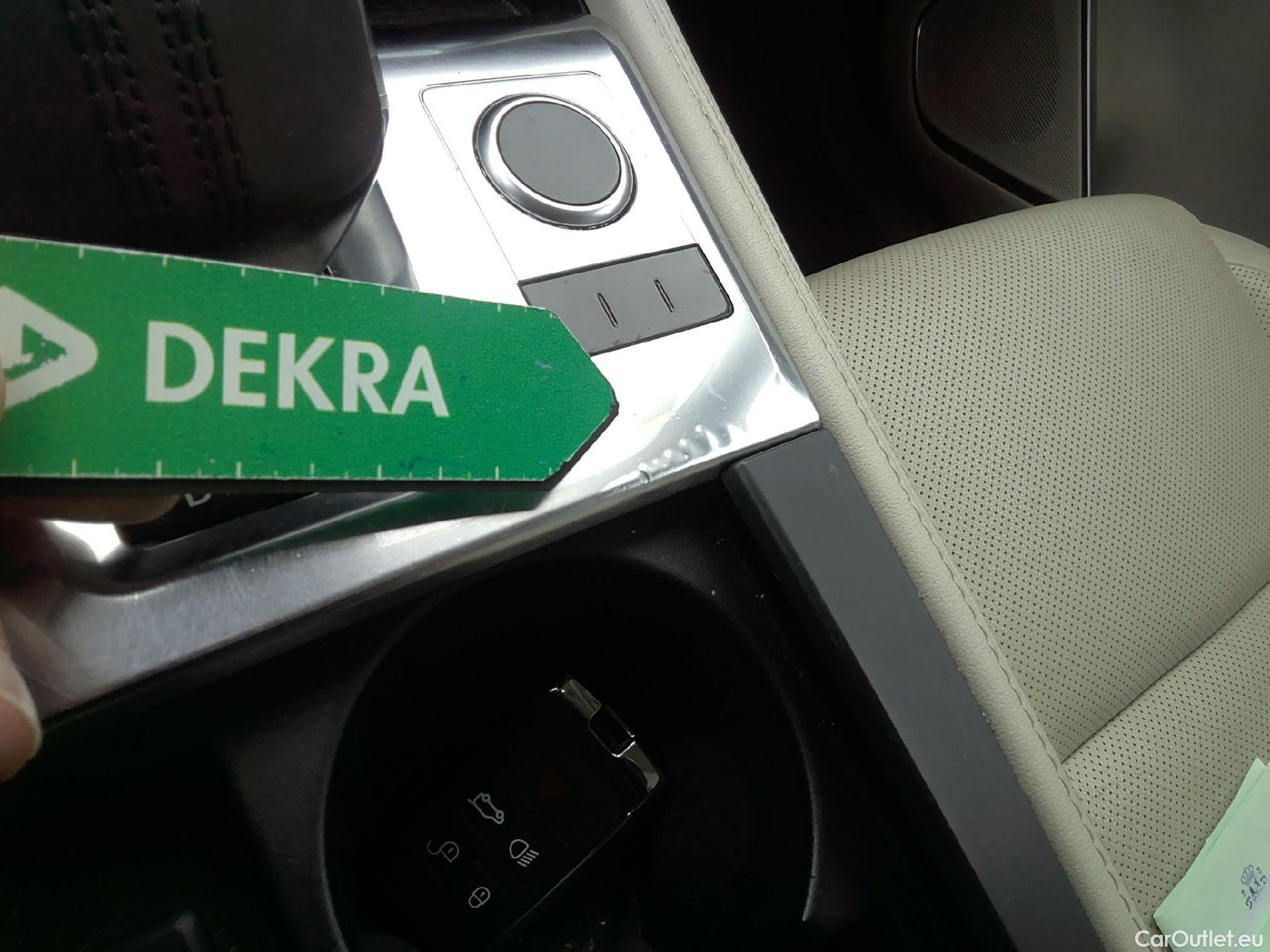  Jaguar  F-PACE JAGUAR  / 2020 / 5P / todoterreno 2.0D I4 204PS AWD Auto MHEV Standard S #48