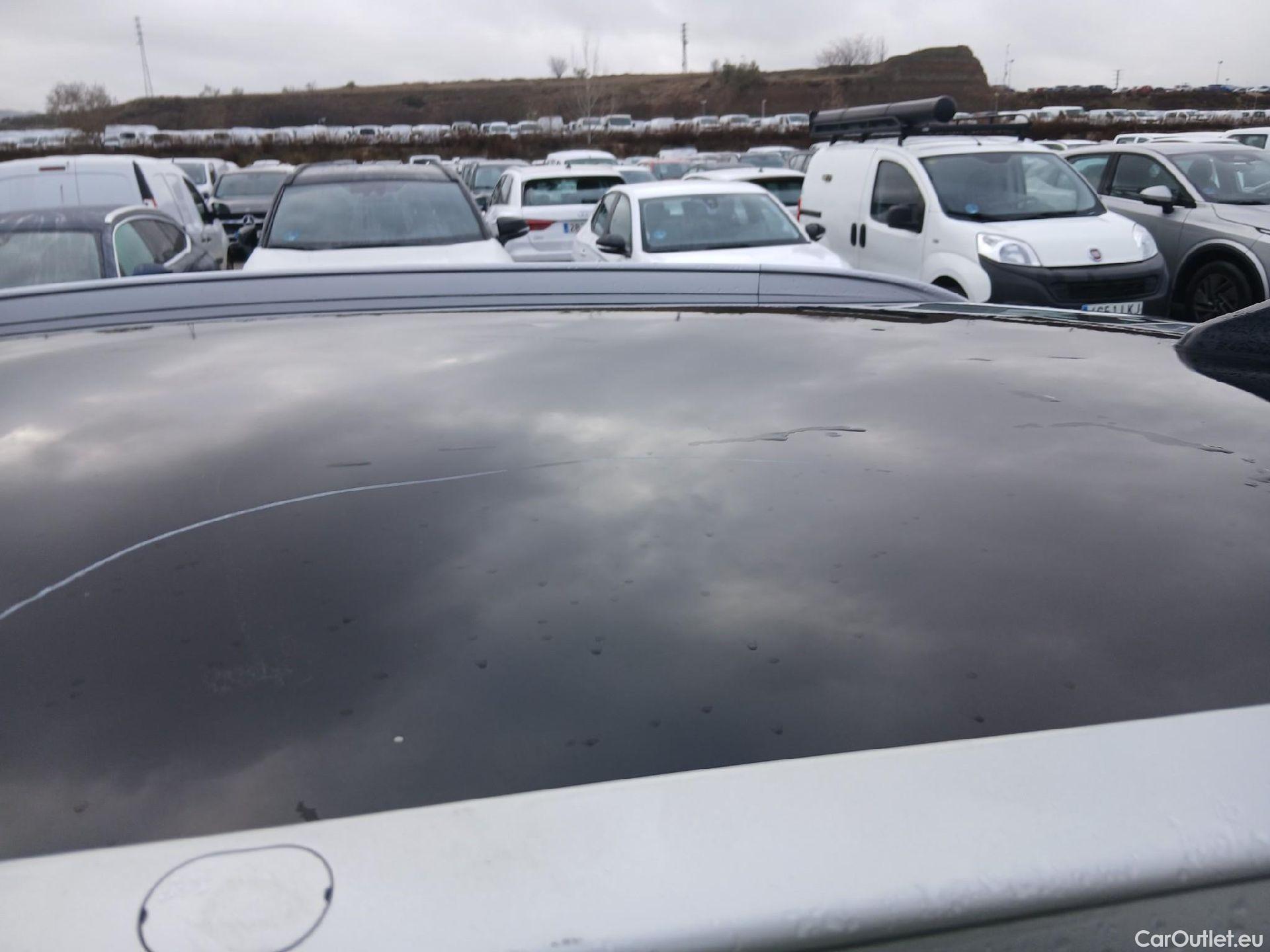  KIA  Niro KIA e- / 2016 / 5P / crossover e- 150kW (204CV) Drive (Long Range) #21