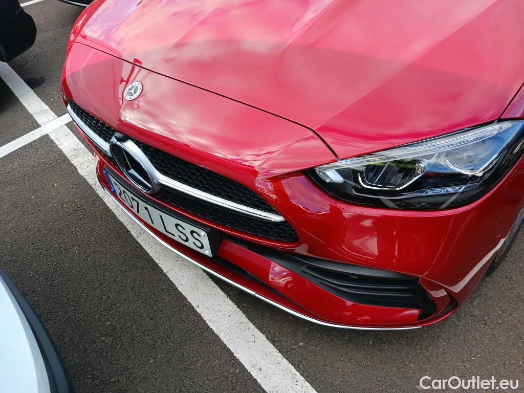  Mercedes  C-Klasse MERCEDES-BENZ Clase C / 2021 / 4P / sedán C 220 d #13