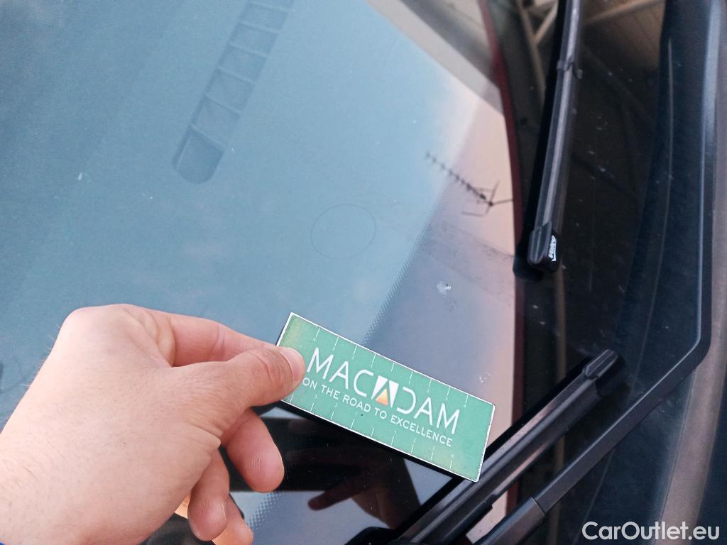  Renault  Zoe RENAULT  / 2019 / 5P / berlina con portón Intens 100 kW R135 Batería 50kWh #2