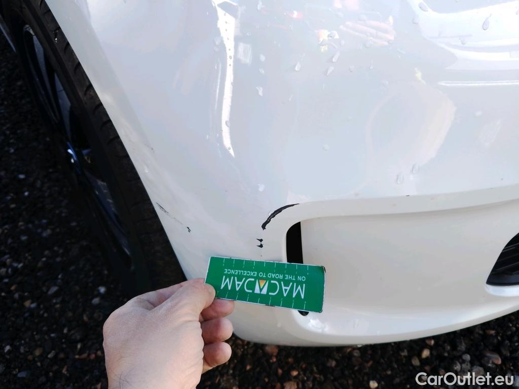  Renault  Twingo RENAULT  / 2019 / 5P / berlina con portón Zen 60 kW R80 batería 20kWh #24