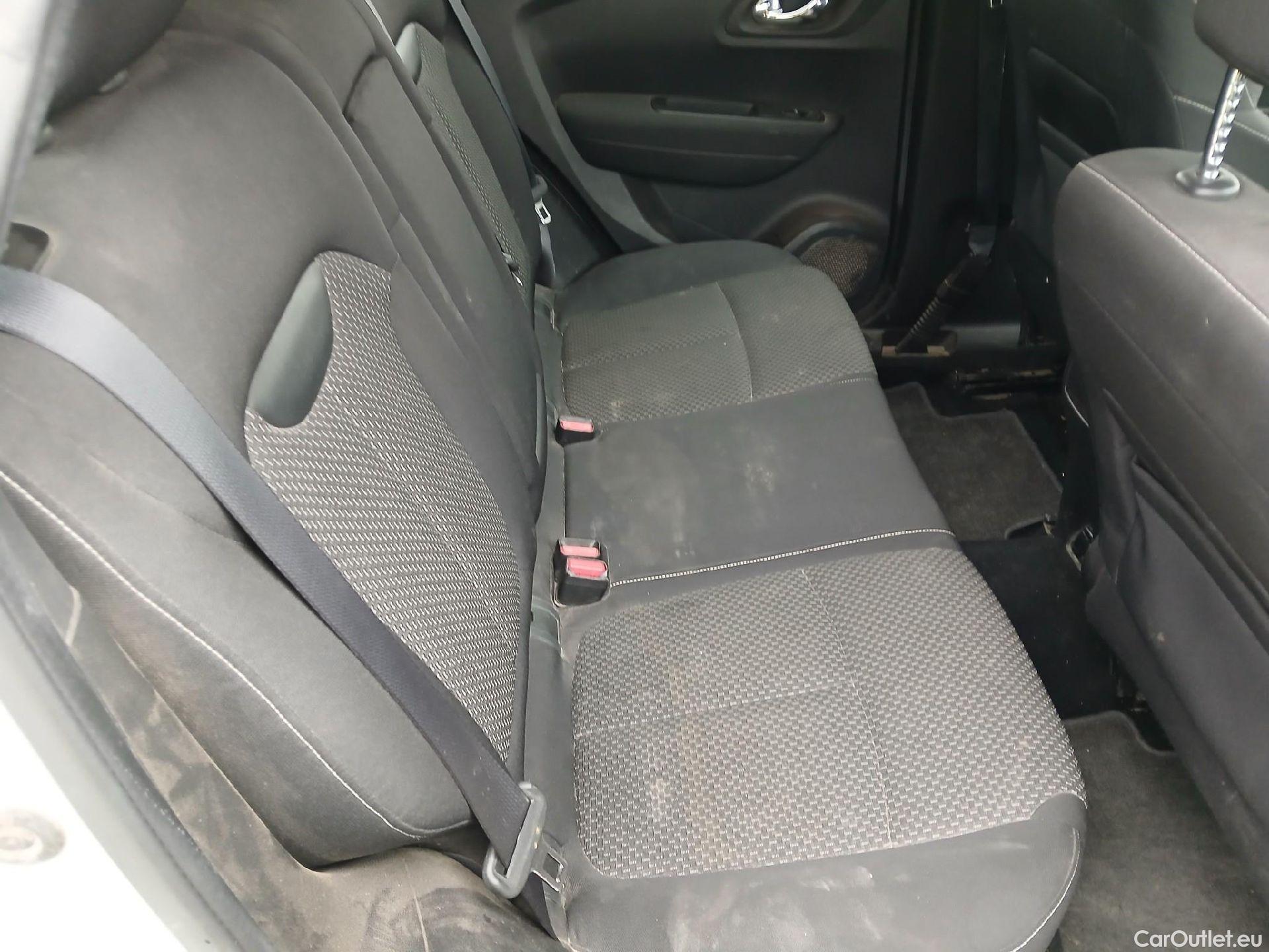  Renault  Kadjar RENAULT  5p 1G berlina con portón Tech Road Energy dCi 96kW (130CV) 4x4 #47