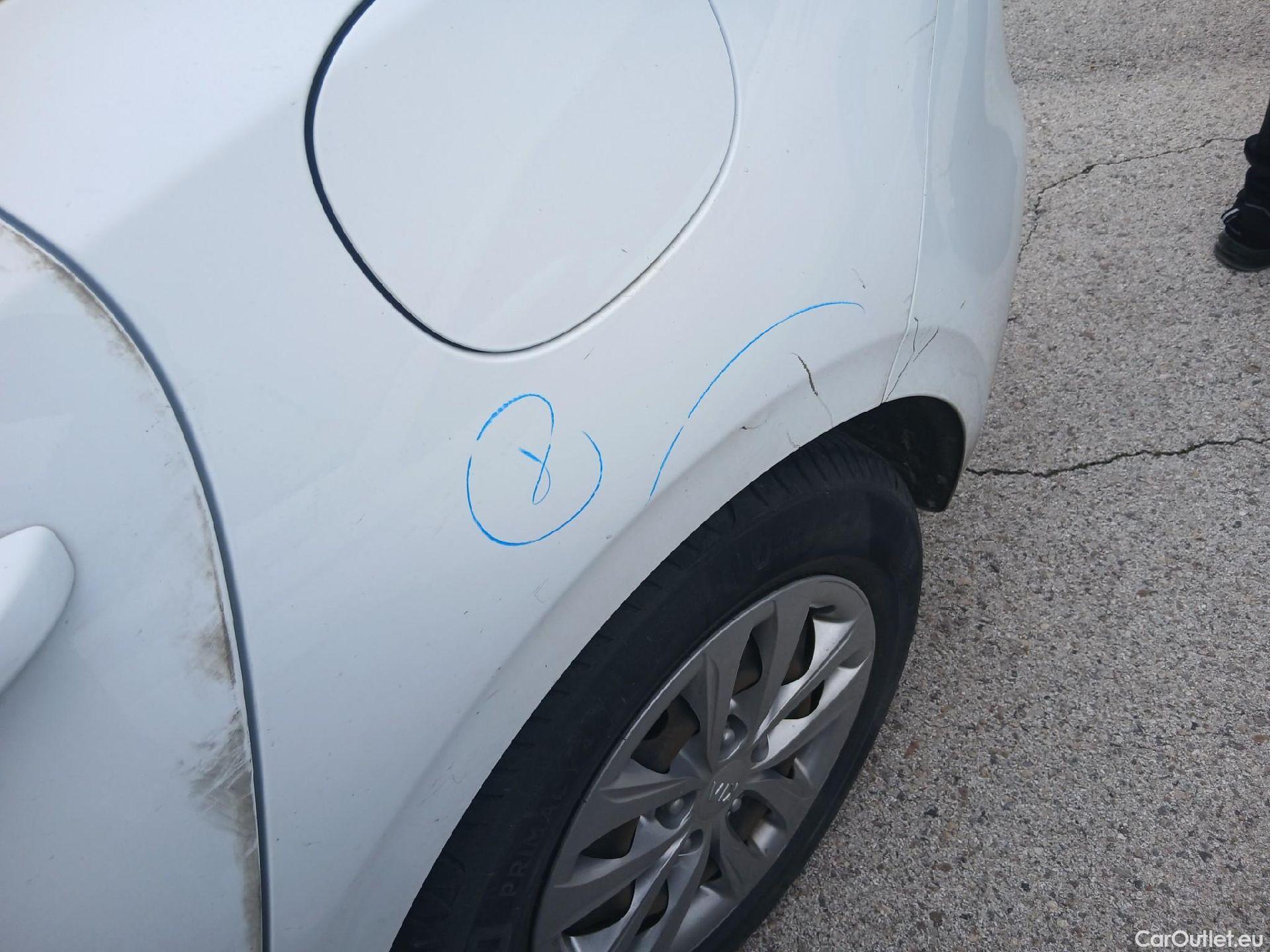  KIA  Cee'd KIA Ceed / 2018 / 5P / berlina con portón 1.0 T-GDi 88kW (120CV) Concept #16