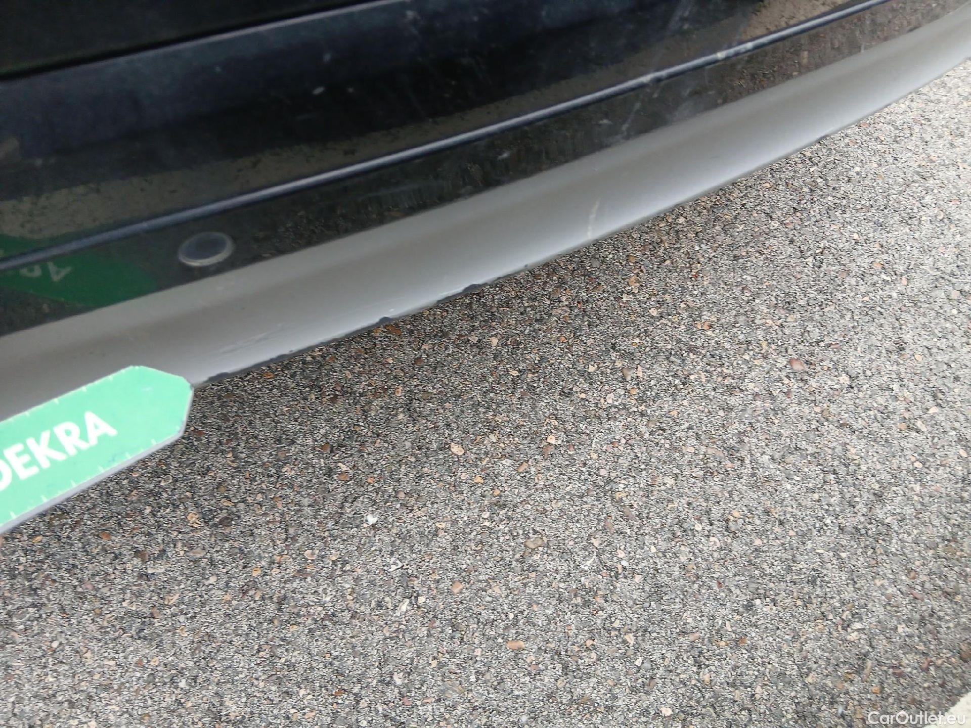  Jaguar  F-PACE JAGUAR  / 2020 / 5P / todoterreno 2.0D I4 204PS AWD Auto MHEV Standard S #35