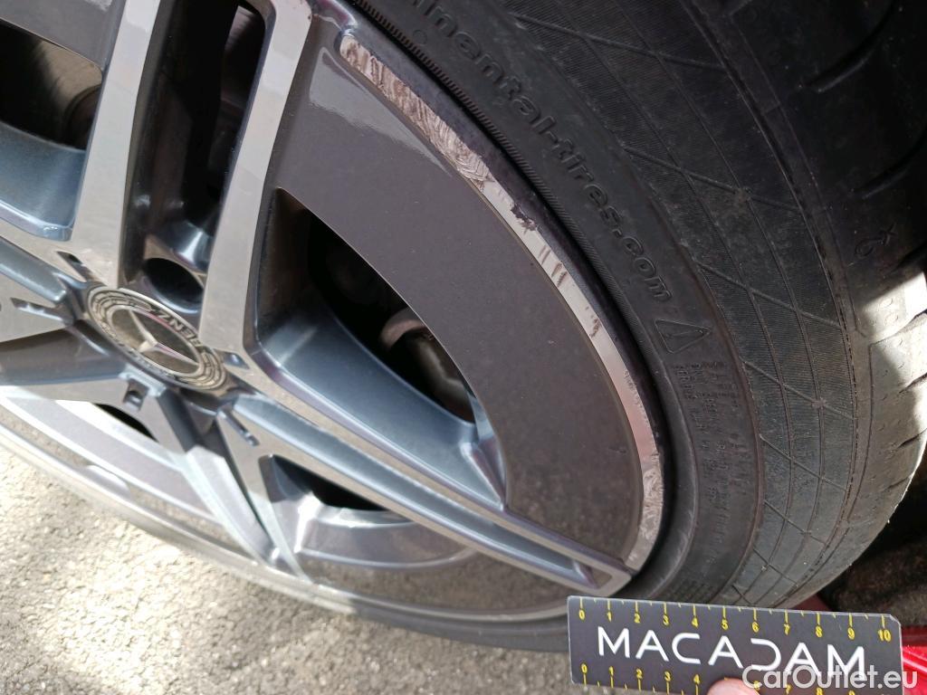  Mercedes  C-Klasse MERCEDES-BENZ Clase C / 2021 / 4P / sedán C 220 d #4