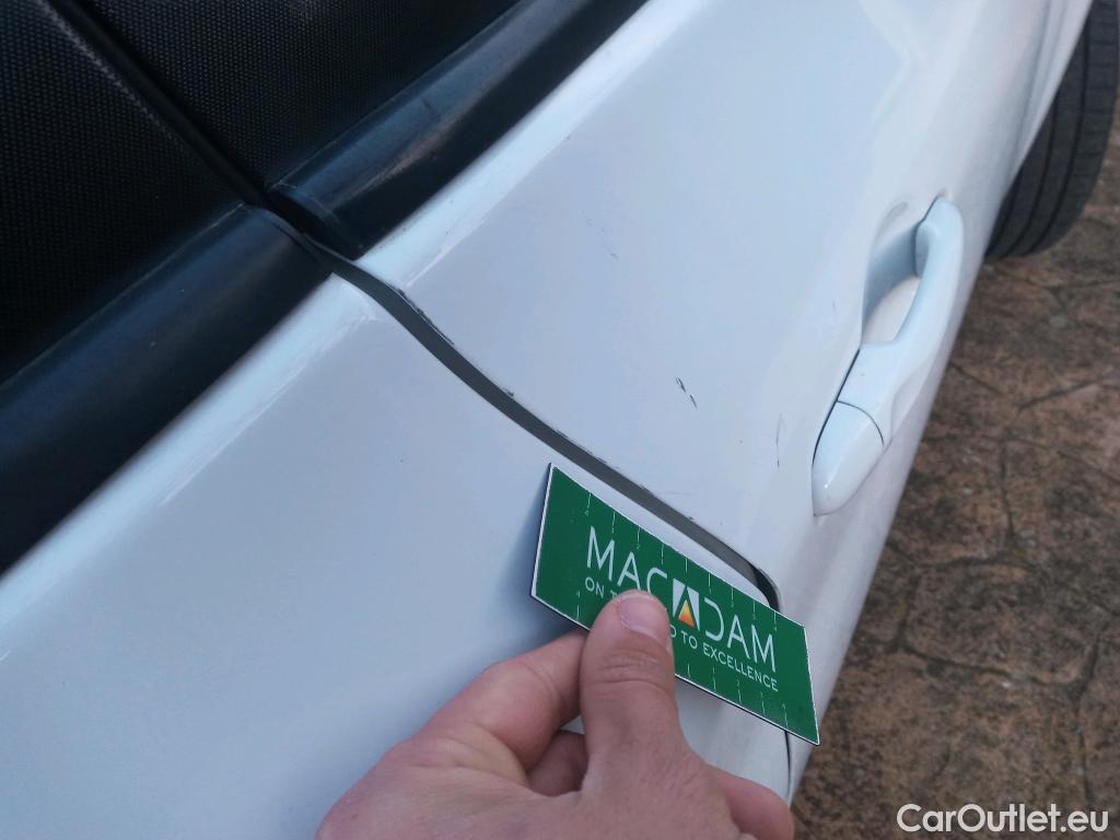  Renault  Zoe RENAULT  / 2019 / 5P / berlina con portón Intens 100 kW R135 Batería 50kWh #23