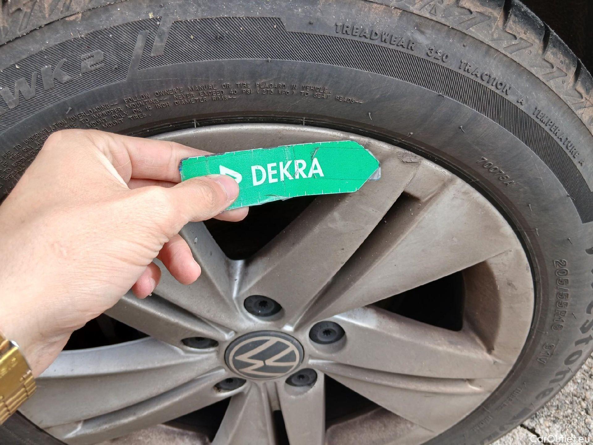  Volkswagen  Golf  VOLKSWAGEN / 2020 / 5P / familiar Life 1.5 eTSI 110kW (150CV) DSG Variant #23