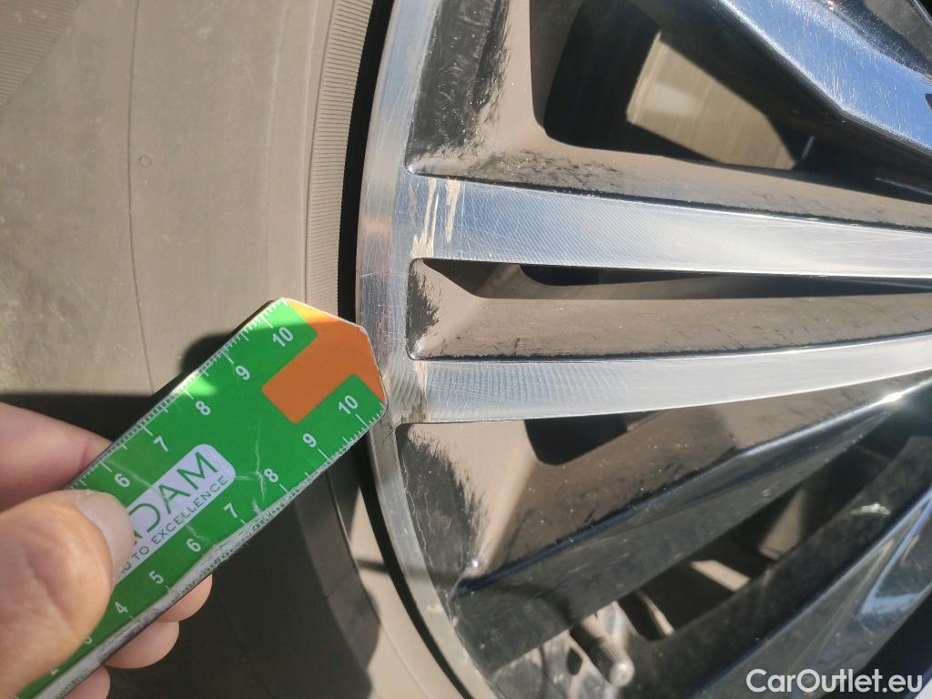  Volkswagen  Tiguan VOLKSWAGEN  / 2020 / 5P / todoterreno Life 1.4 TSI eHybrid 180kW (245CV) DSG #8