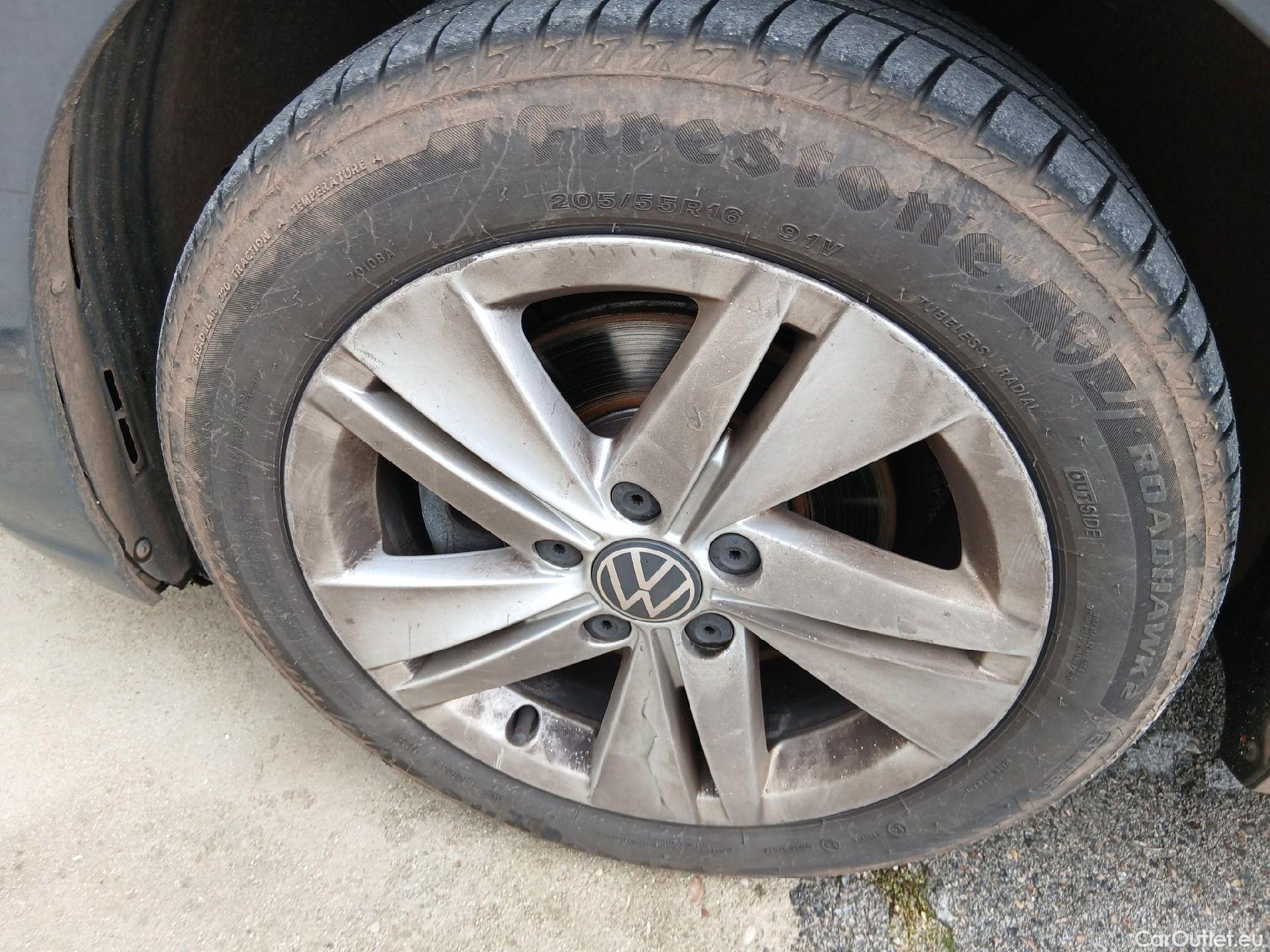  Volkswagen  Golf  VOLKSWAGEN / 2020 / 5P / familiar Life 1.5 eTSI 110kW (150CV) DSG Variant #22