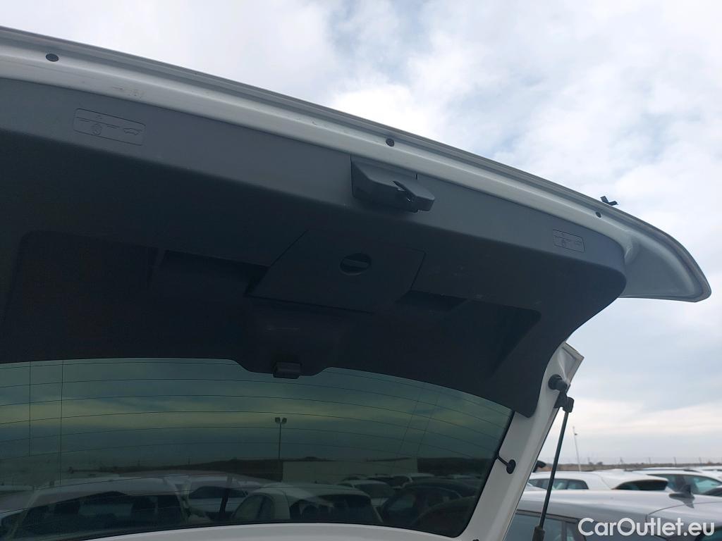  Volkswagen  Polo VOLKSWAGEN  / 2021 / 5P / berlina con portón Life 1.0 TSI 70kW (95CV) #6