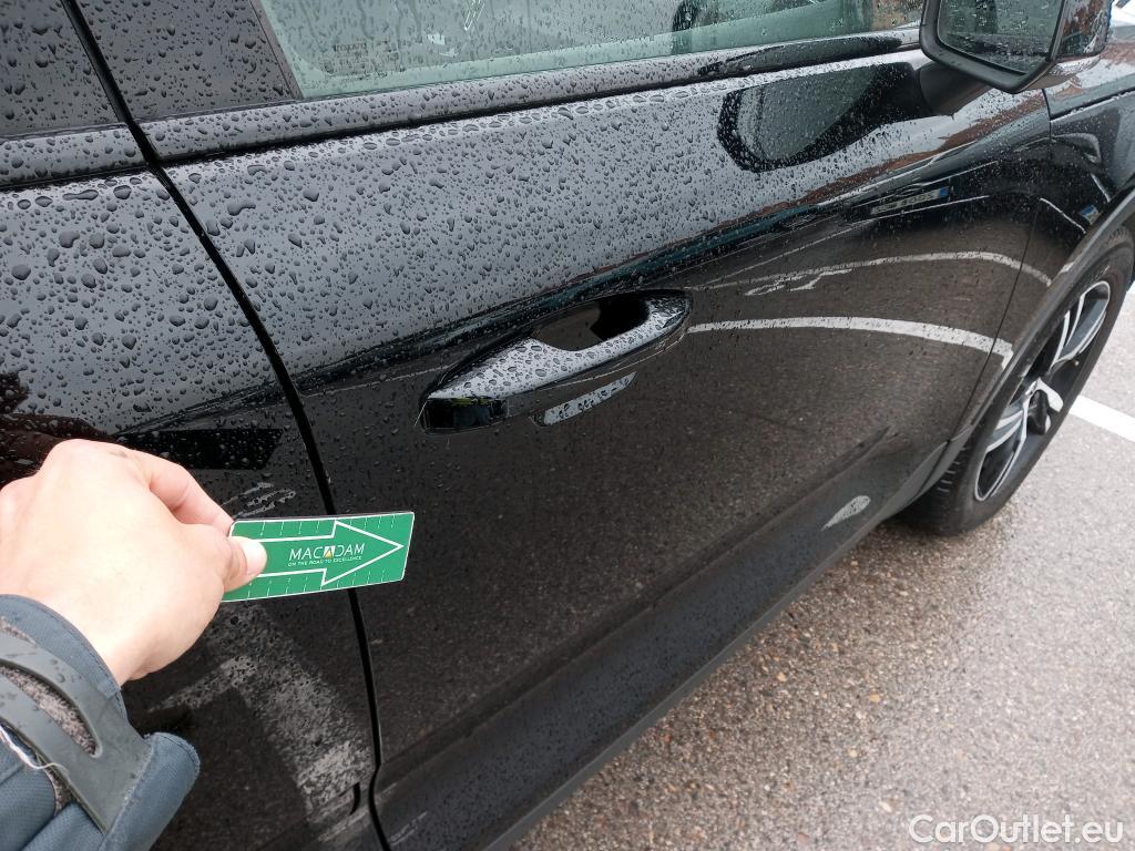  Volvo  XC 40 VOLVO XC40 / 2017 / 5P / todoterreno 2.0 D4 AWD R-Design Auto #24