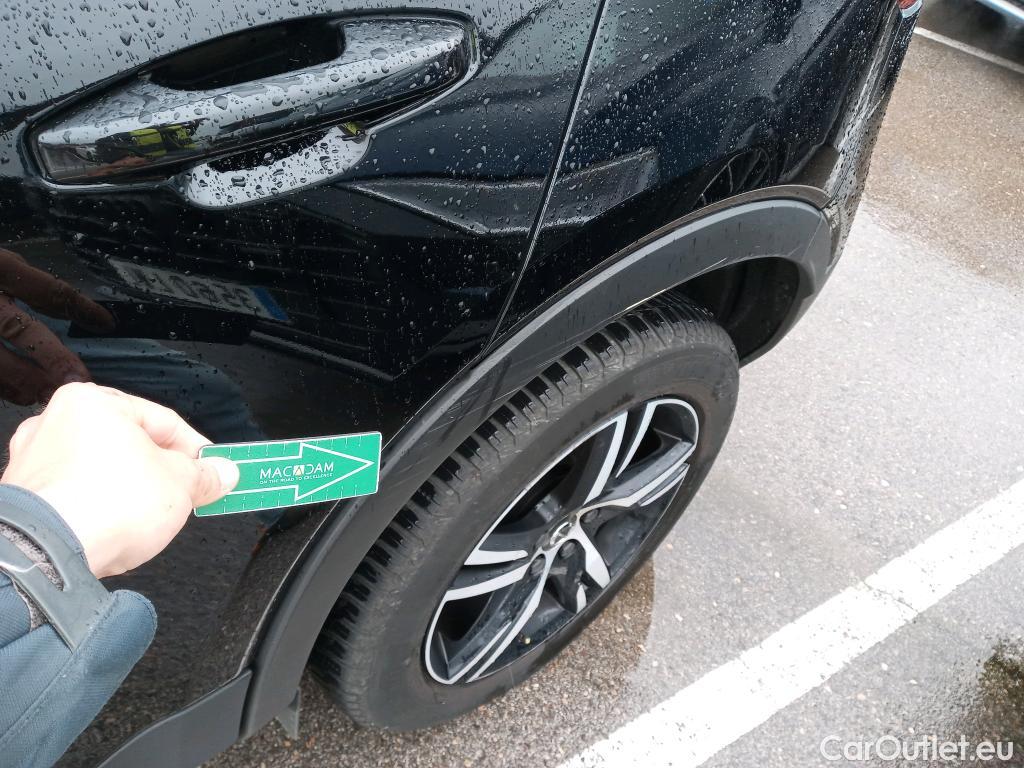  Volvo  XC 40 VOLVO XC40 / 2017 / 5P / todoterreno 2.0 D4 AWD R-Design Auto #20