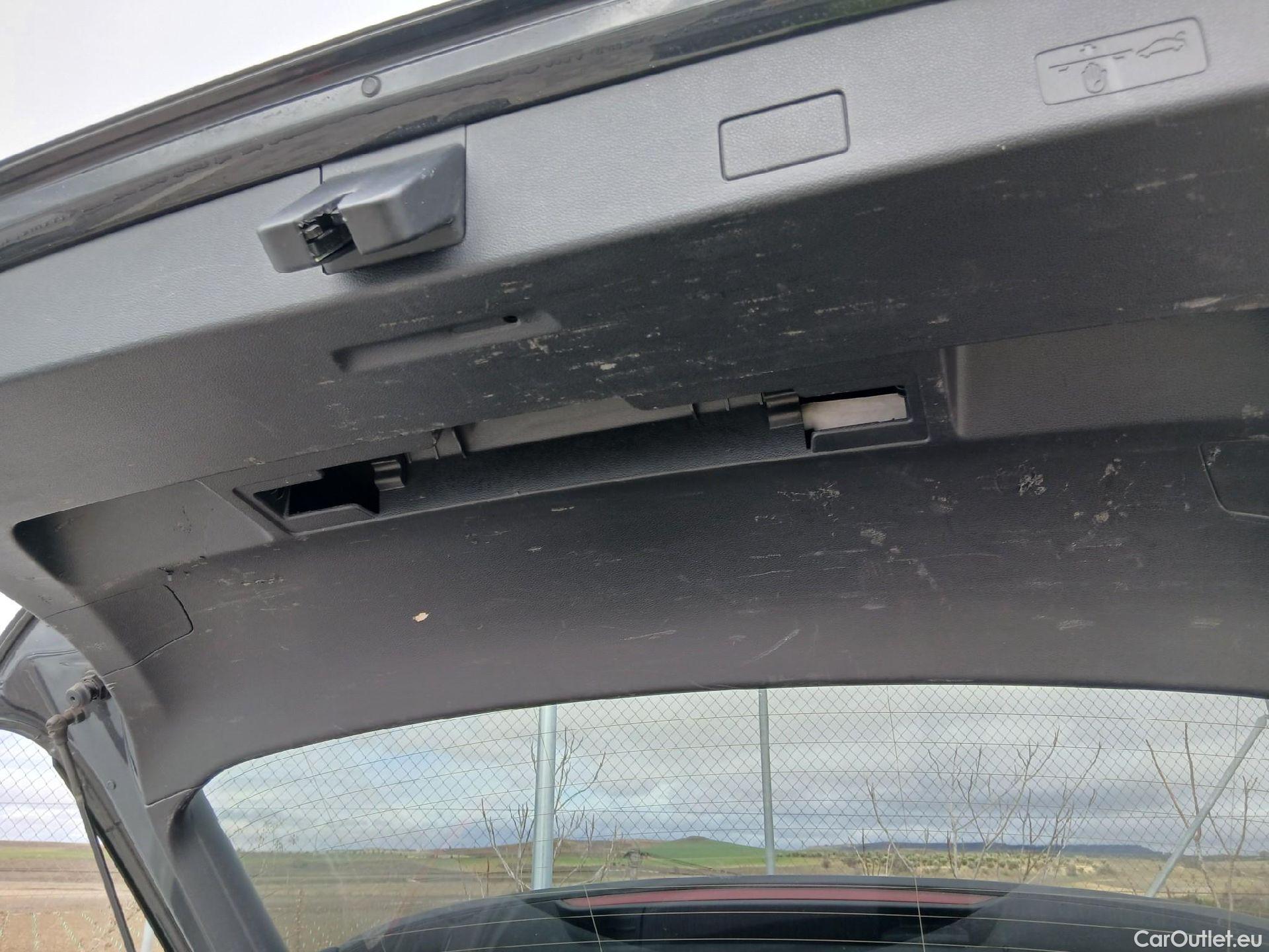  Volkswagen  Golf  VOLKSWAGEN / 2020 / 5P / familiar Life 1.5 eTSI 110kW (150CV) DSG Variant #30