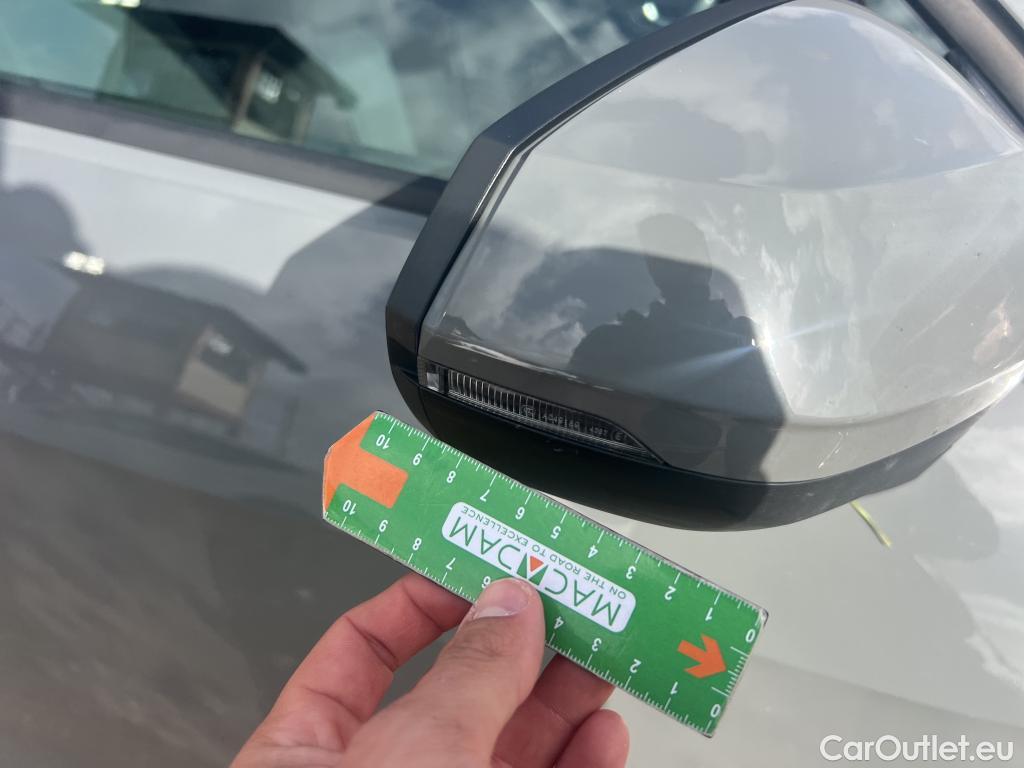  Audi  Q2 AUDI  / 2016 / 5P / todoterreno Design 30 TFSI 85kW (116CV) #22