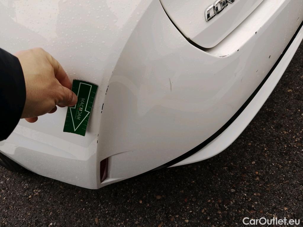  Toyota  Corolla TOYOTA  / 2019 / 5P / familiar 1.8 125H ACTIVE TECH E-CVT TOU SPORT #19