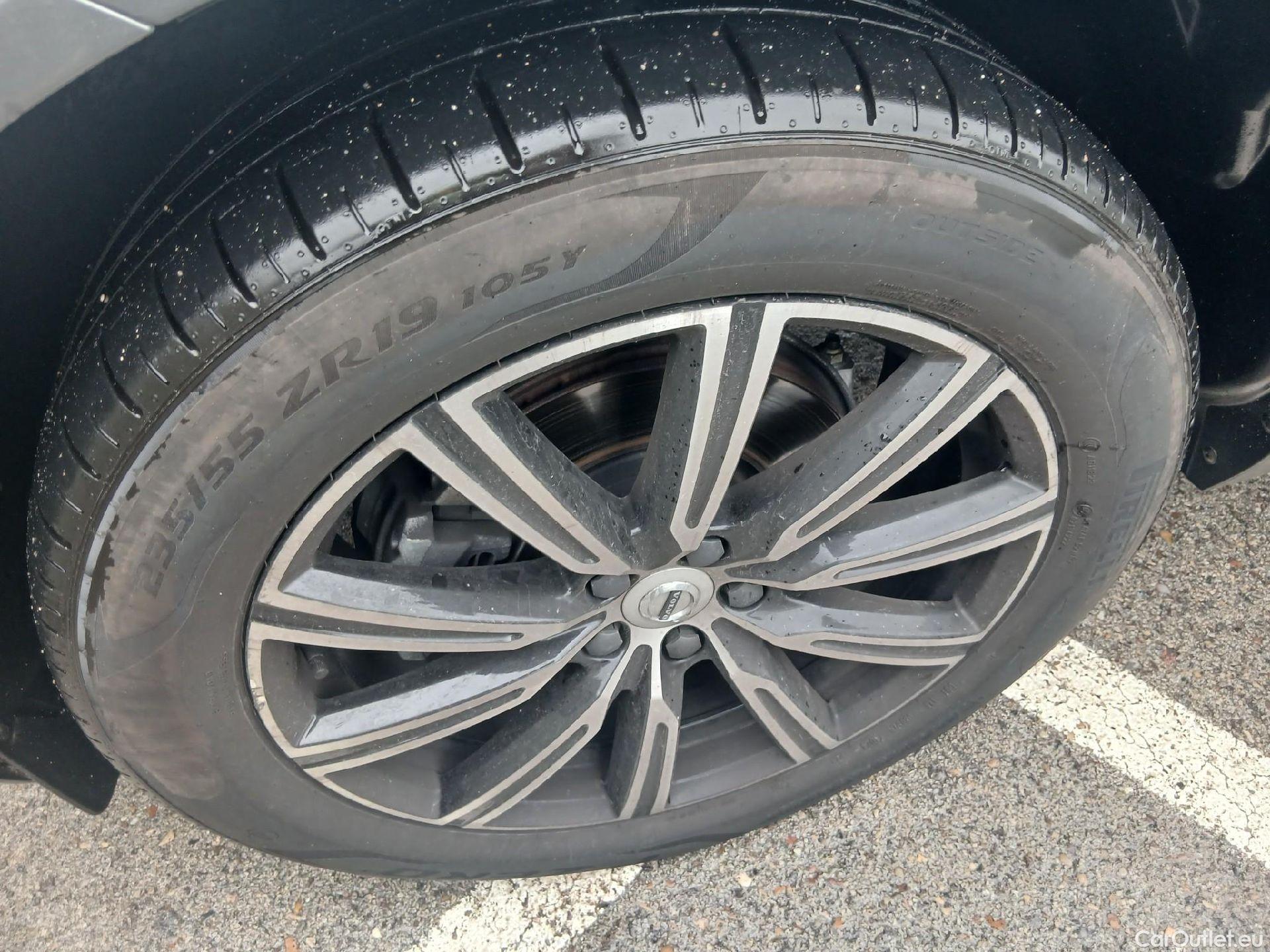  Volvo  XC60 VOLVO  / 2017 / 5P / todoterreno 2.0 D4 AWD Inscription Auto #13