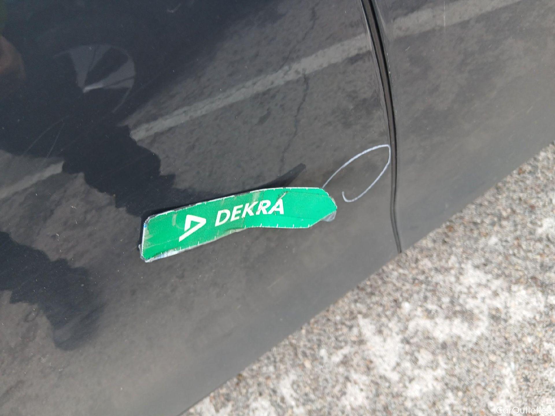  Volkswagen  Golf  VOLKSWAGEN / 2020 / 5P / familiar Life 1.5 eTSI 110kW (150CV) DSG Variant #40