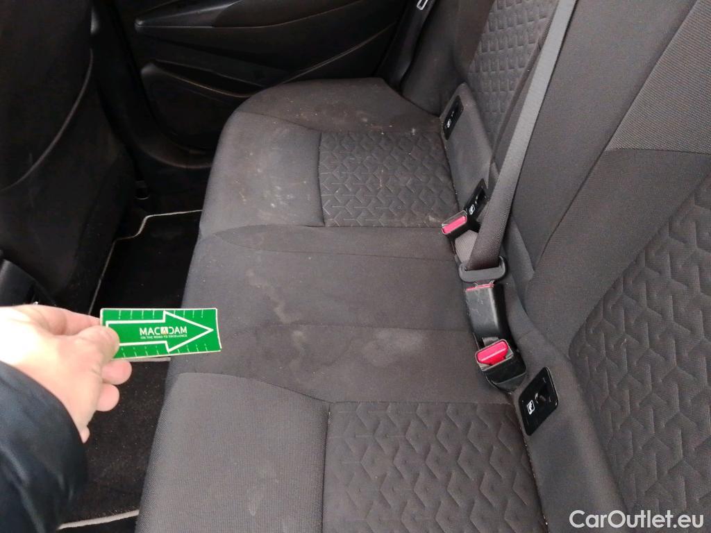  Toyota  Corolla TOYOTA  / 2019 / 5P / familiar 1.8 125H ACTIVE TECH E-CVT TOU SPORT #5