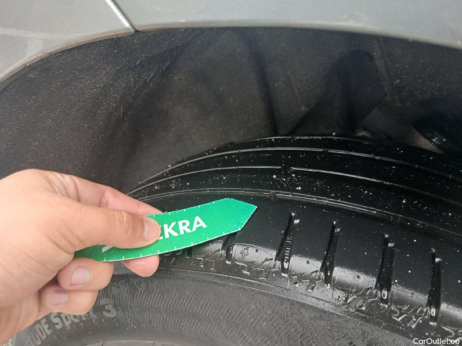  Volvo  XC60 VOLVO  / 2017 / 5P / todoterreno 2.0 D4 AWD Inscription Auto #2