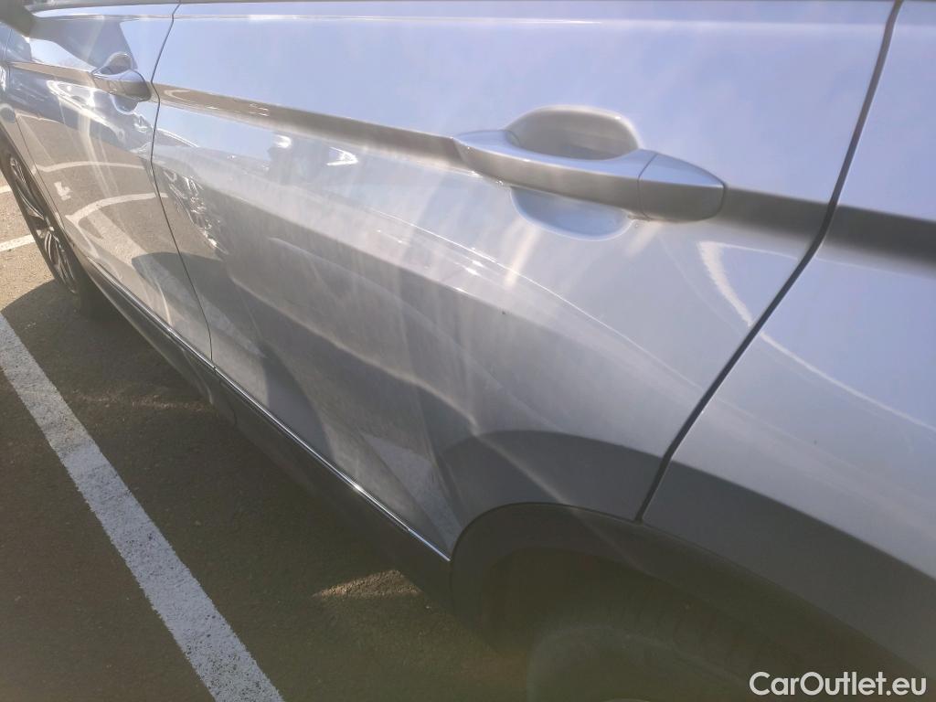  Volkswagen  Tiguan VOLKSWAGEN  / 2020 / 5P / todoterreno Life 1.4 TSI eHybrid 180kW (245CV) DSG #17