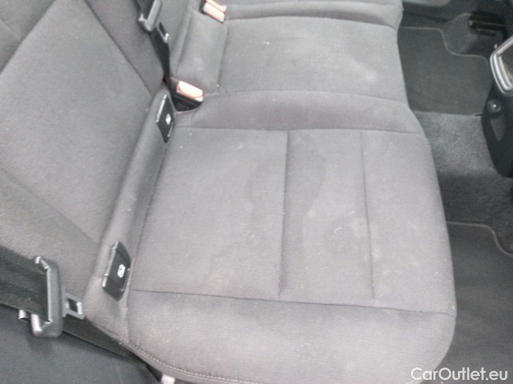  Volvo  XC 40 VOLVO XC40 / 2021 / 5P / todoterreno 1.5 T2 Essential #11