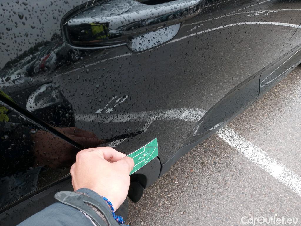  Volvo  XC 40 VOLVO XC40 / 2017 / 5P / todoterreno 2.0 D4 AWD R-Design Auto #17