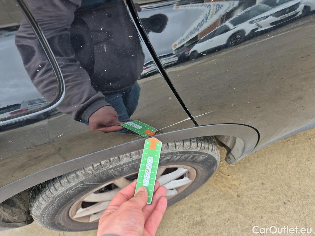  Bmw  X1 BMW  / 2019 / 5P / todoterreno sDrive18d #4