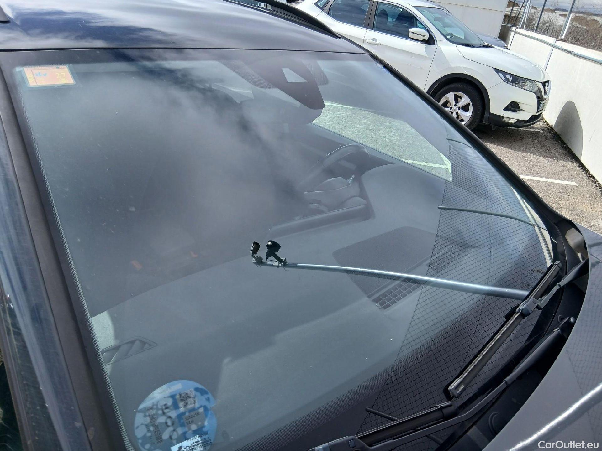  Volkswagen  Golf  VOLKSWAGEN / 2020 / 5P / familiar Life 1.5 eTSI 110kW (150CV) DSG Variant #3