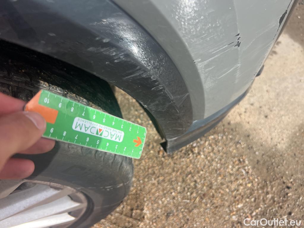  Audi  Q2 AUDI  / 2016 / 5P / todoterreno Design 30 TFSI 85kW (116CV) #10