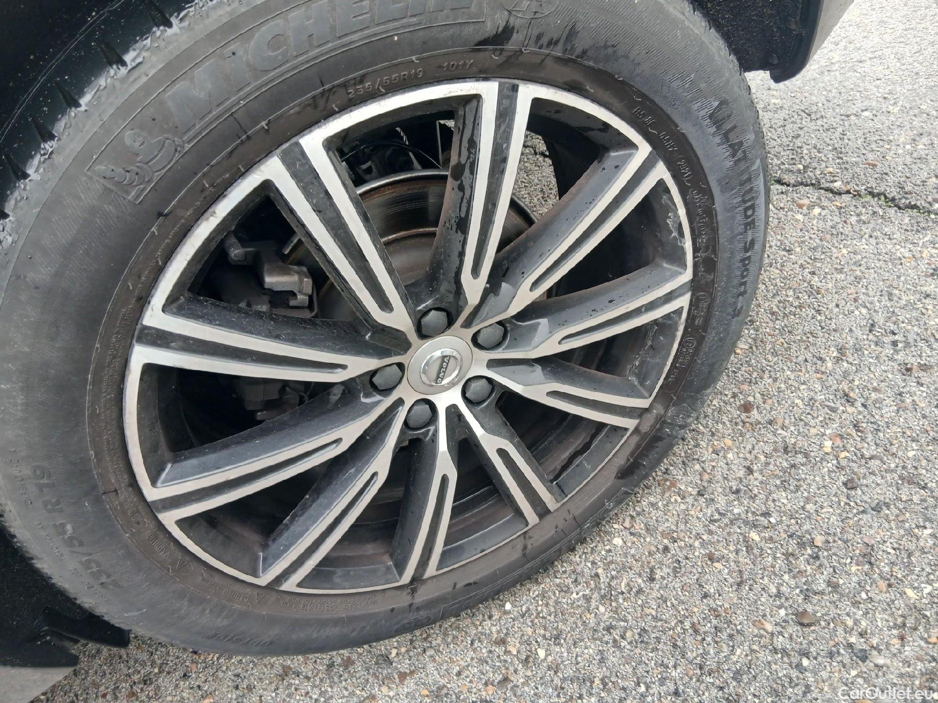  Volvo  XC60 VOLVO  / 2017 / 5P / todoterreno 2.0 D4 AWD Inscription Auto #16