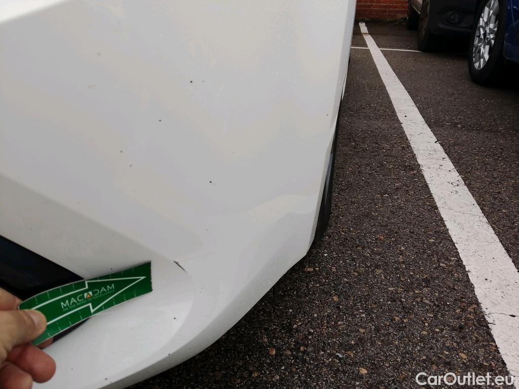  Toyota  Corolla TOYOTA  / 2019 / 5P / familiar 1.8 125H ACTIVE TECH E-CVT TOU SPORT #16