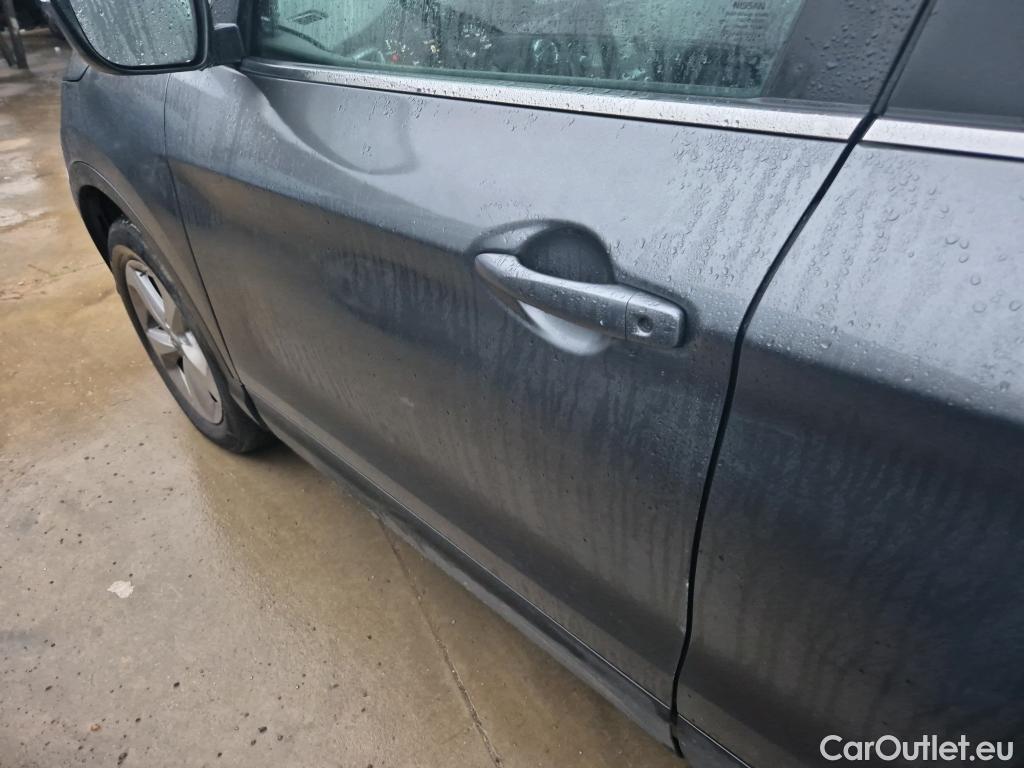  Nissan  Qashqai NISSAN  / 2017 / 5P / todoterreno dCi 85 kW (115 CV) E6D ACENTA #24