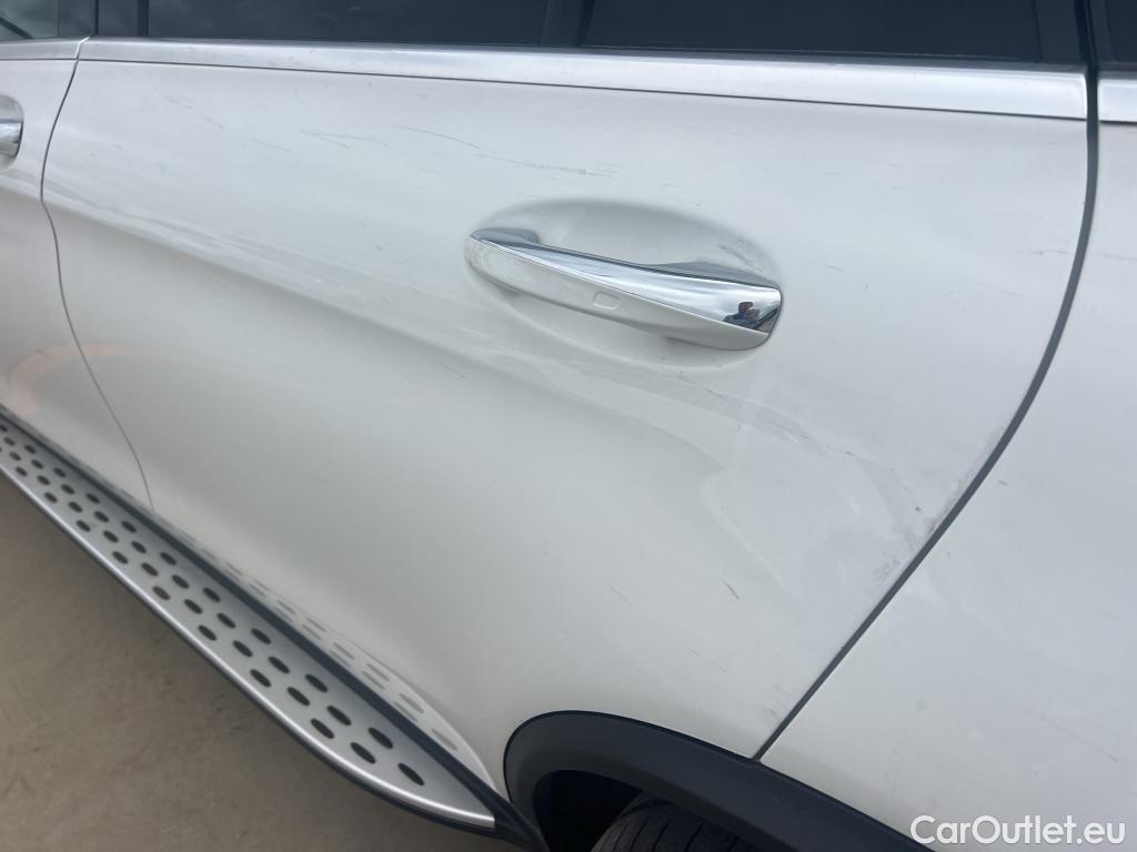  Mercedes  G-Klasee MERCEDES-BENZ GLC Coupé / 2019 / 5P / coupé GLC 300 de 4MATIC #11