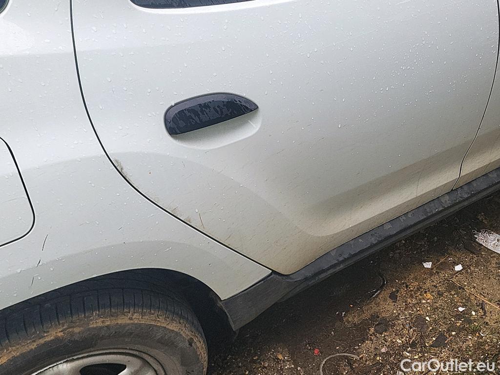  Dacia  Duster DACIA  / 2018 / 5P / todoterreno Essent. Blue dCi 85kW (115CV) 4X2 #3