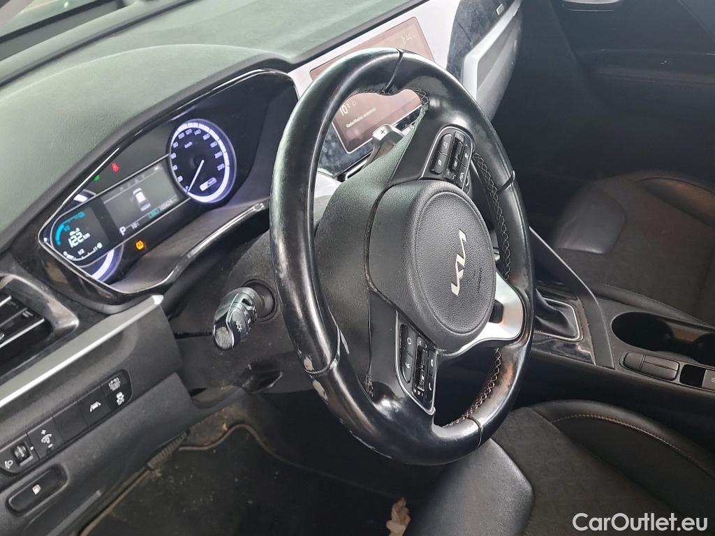  KIA  Niro KIA  / 2019 / 5P / crossover 1.6 GDi HEV 104kW (141CV) Drive #24