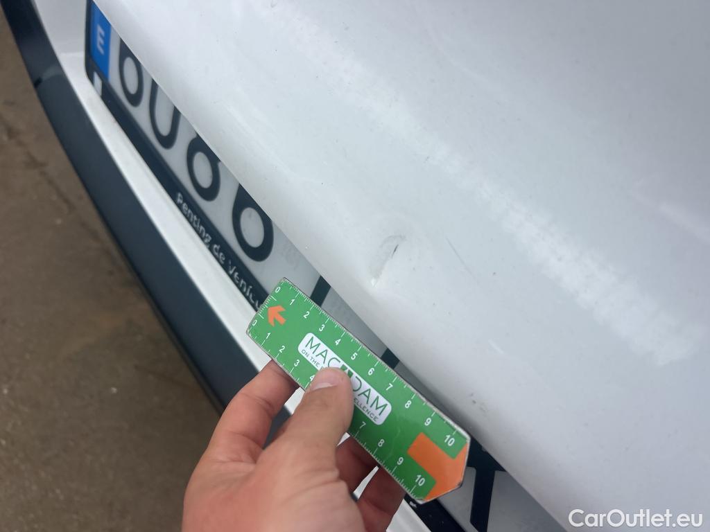  Citroen  C3 CITROEN  / 2016 / 5P / berlina con portón BlueHDi 73KW (100CV) S&S FEEL #6