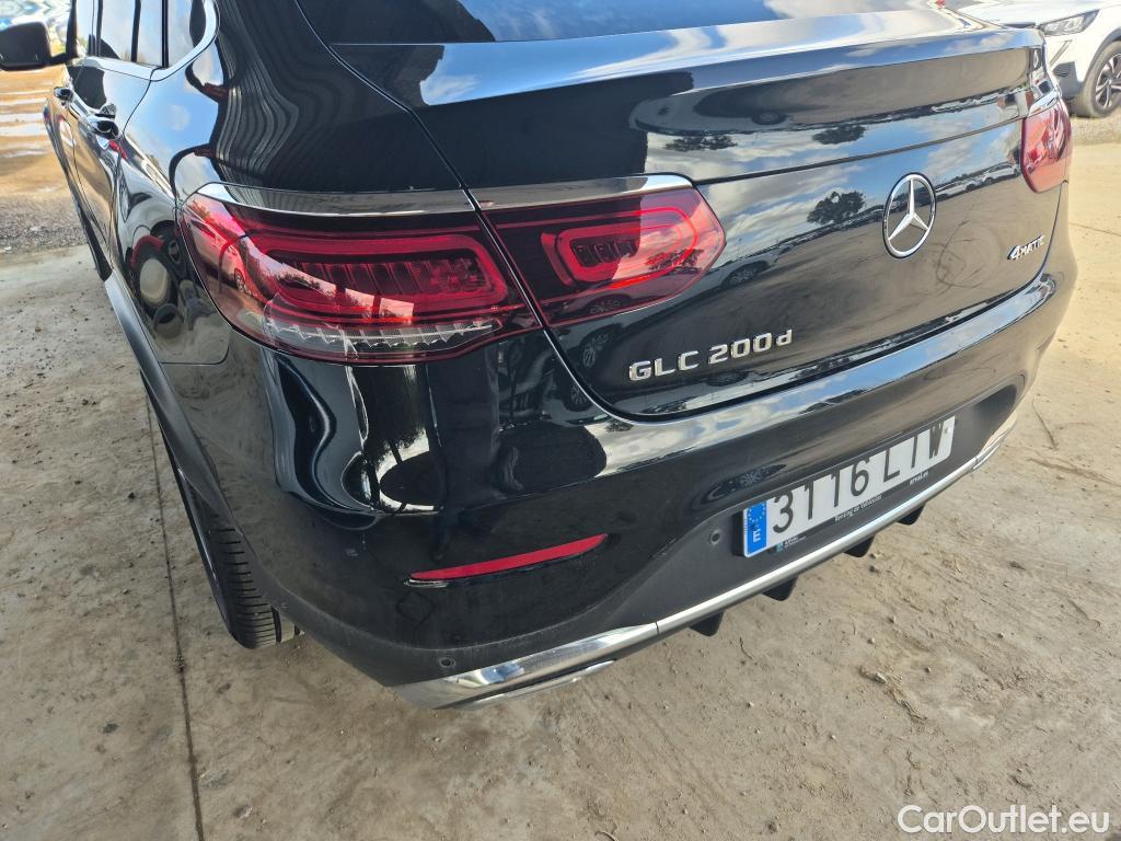  Mercedes  G-Klasee MERCEDES-BENZ GLC Coupé / 2019 / 5P / coupé GLC 200 d 4MATIC #3