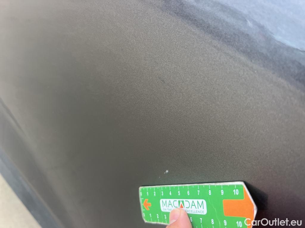  DS  DS7 DS DS 7 Crossback / 2017 / 5P / todoterreno BlueHDi DE 96kW (130CV) Auto. CHIC (AC) #12