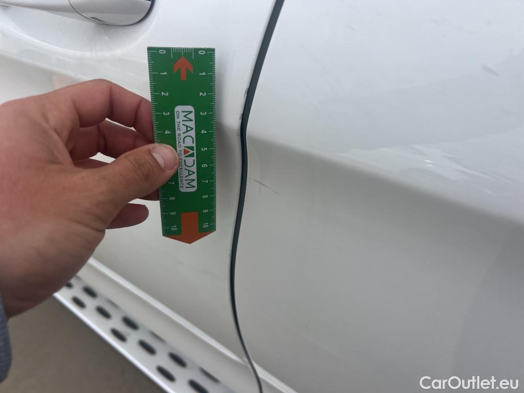  Mercedes  G-Klasee MERCEDES-BENZ GLC Coupé / 2019 / 5P / coupé GLC 300 de 4MATIC #4