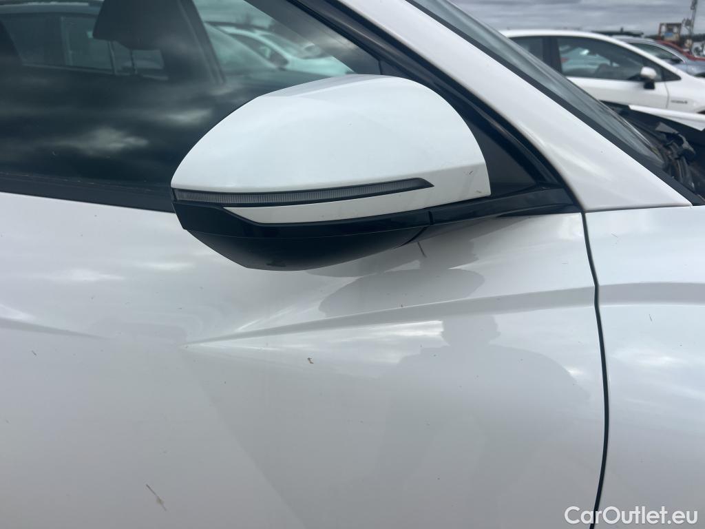  Hyundai  Tucson HYUNDAI  / 2020 / 5P / todoterreno 1.6 CRDI 85kW (115CV) Klass #26