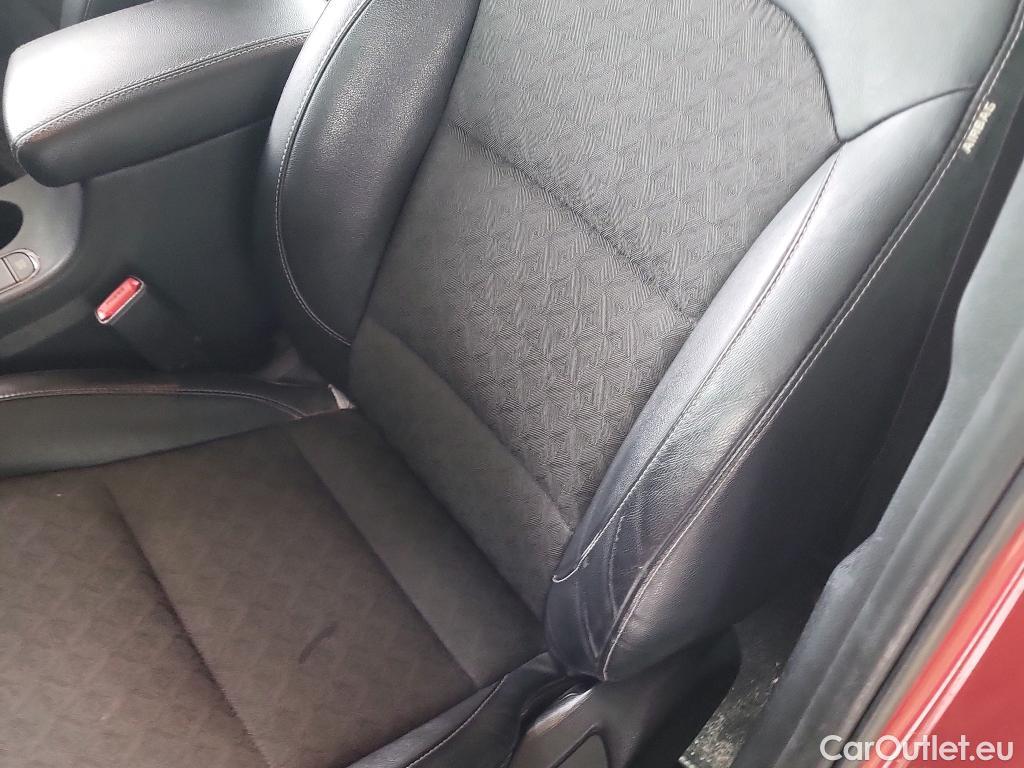  KIA  Niro KIA  / 2019 / 5P / crossover 1.6 GDi HEV 104kW (141CV) Drive #9