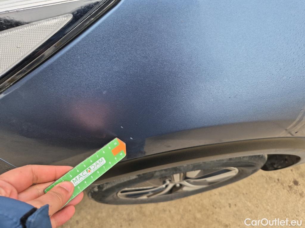  KIA  Niro KIA  / 2019 / 5P / crossover 1.6 GDi PHEV 104kW (141CV) Drive #8