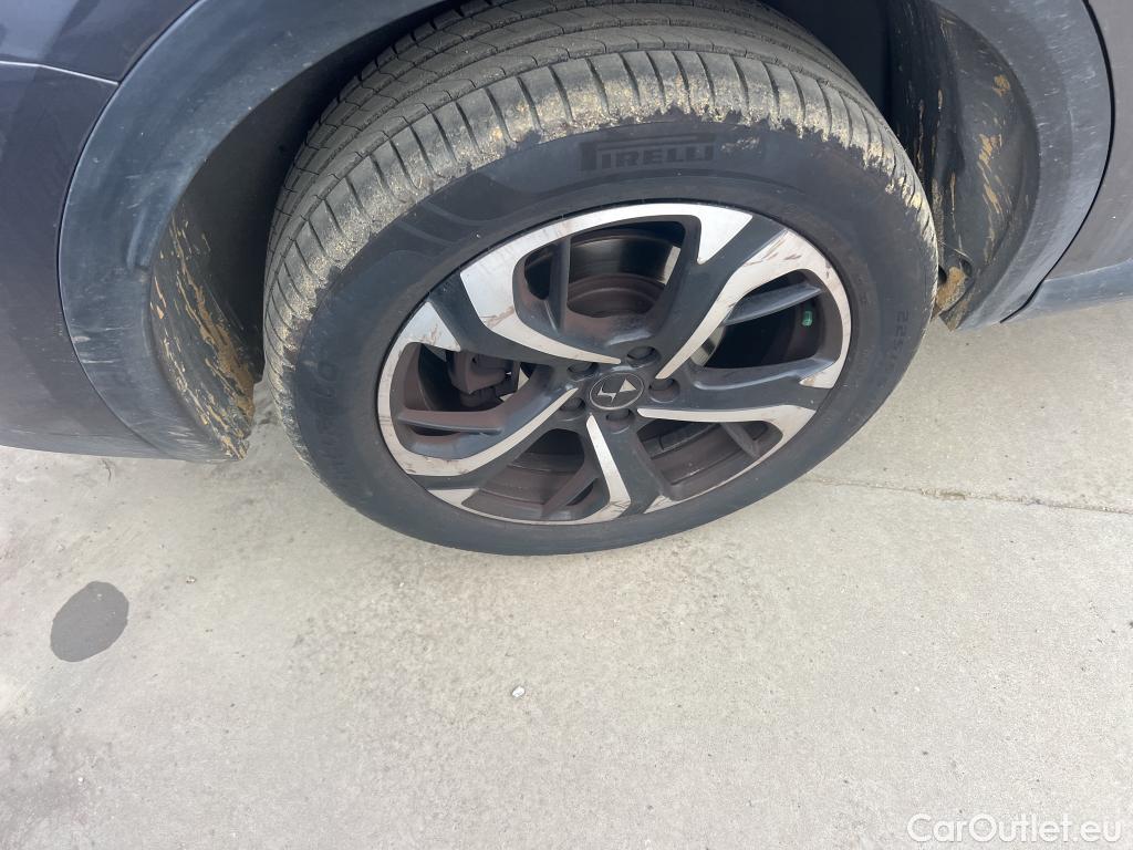  DS  DS7 DS DS 7 Crossback / 2017 / 5P / todoterreno BlueHDi DE 96kW (130CV) Auto. CHIC (AC) #7