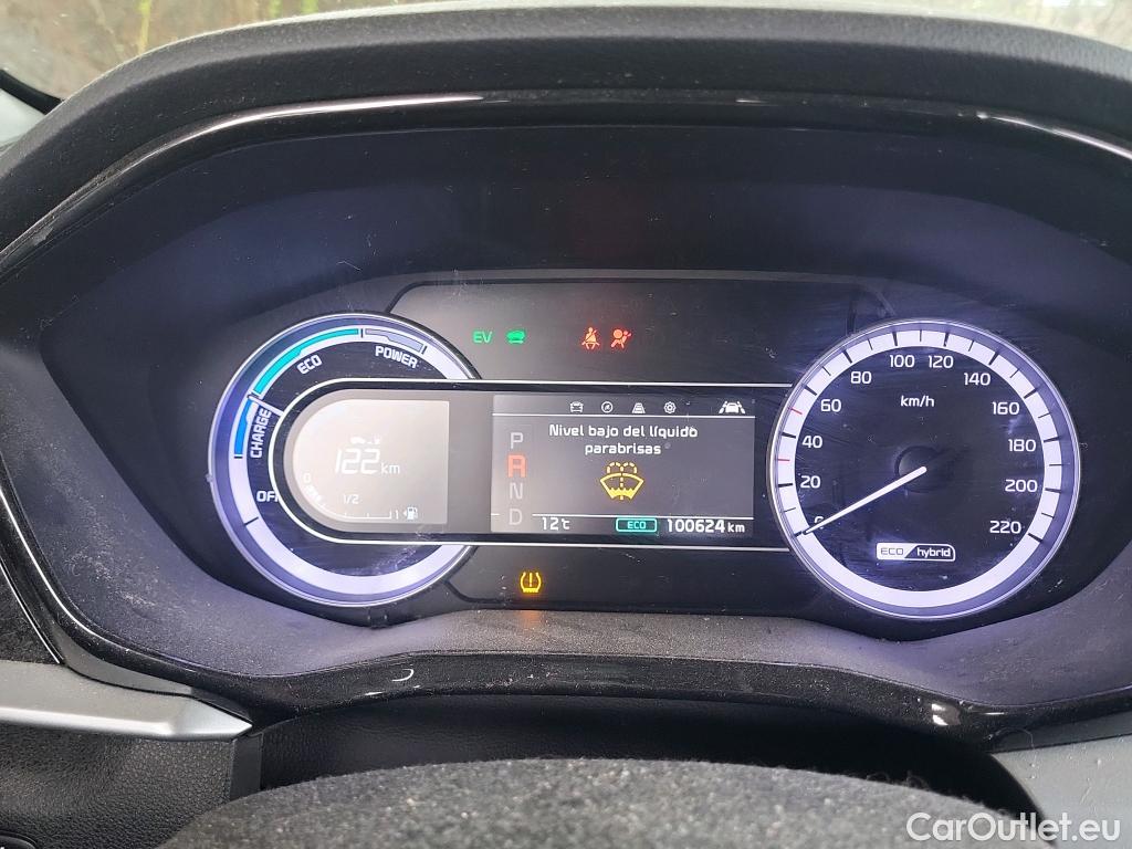  KIA  Niro KIA  / 2019 / 5P / crossover 1.6 GDi HEV 104kW (141CV) Drive #40